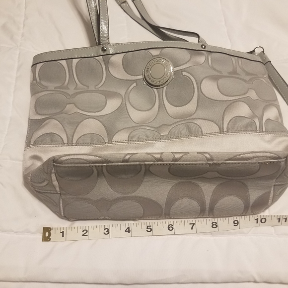 Coach bag, Authentic - Picture 12 of 16